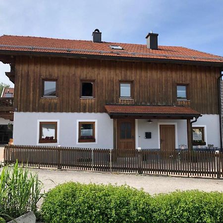 Monteurzimmer Am Teisenberg Neukirchen am Teisenberg 外观 照片